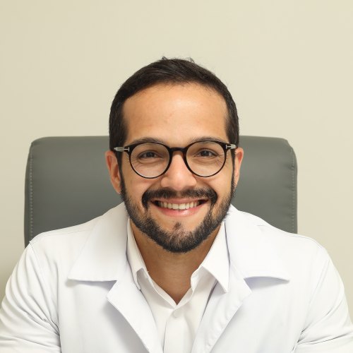 Dr Felipe Fragoso